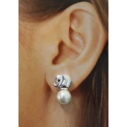 Pendientes Plata Ley 925m mujer perla redonda 10 mm. detalle elefante