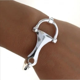 Pulsera Brazalete Plata Ley 925m mujer 60 mm. diámetro detalle estrib