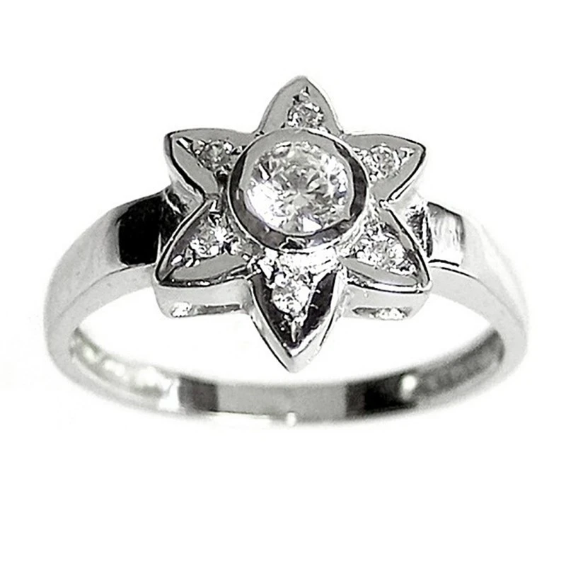 Sortija oro blanco 18K circonita estrella. Peso: 2,6gr.. [170]