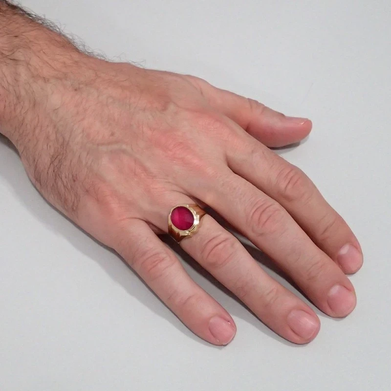 Sello oro 18k caballeropiedra roja oval hueco [7504]
