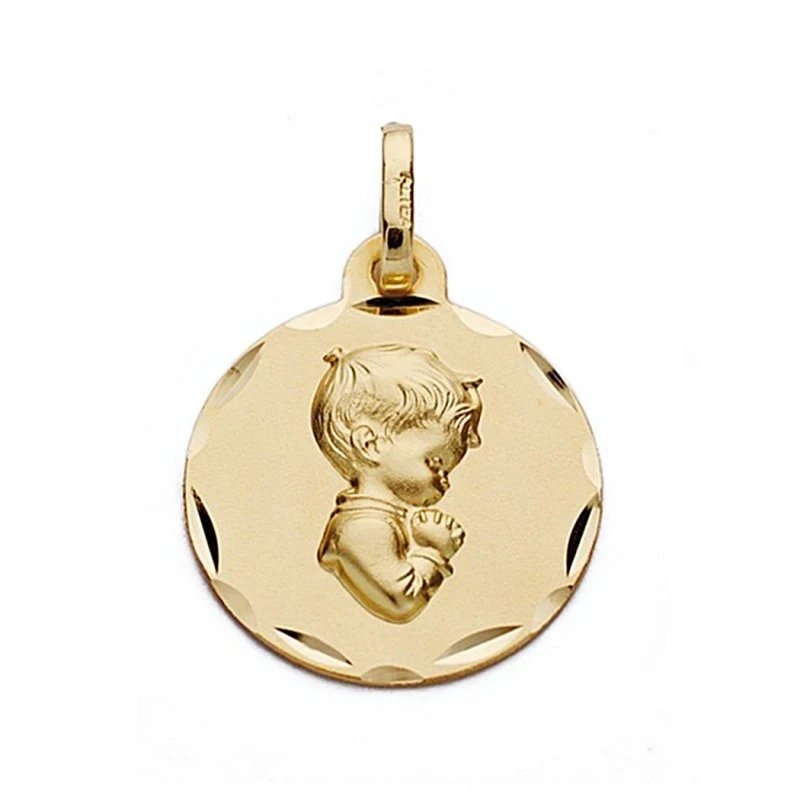 Medalla oro 18k chico rezando 16mm. [9093]