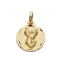Medalla oro 18k chico rezando 14mm. [9094]