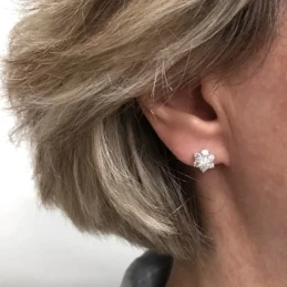 Pendientes oro blanco 18k cuajo circonitas 10mm.  [AA2619]