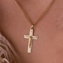Cruz Cristo Colgante Oro 18k unisex 35 mm. plana detalles tallados bo