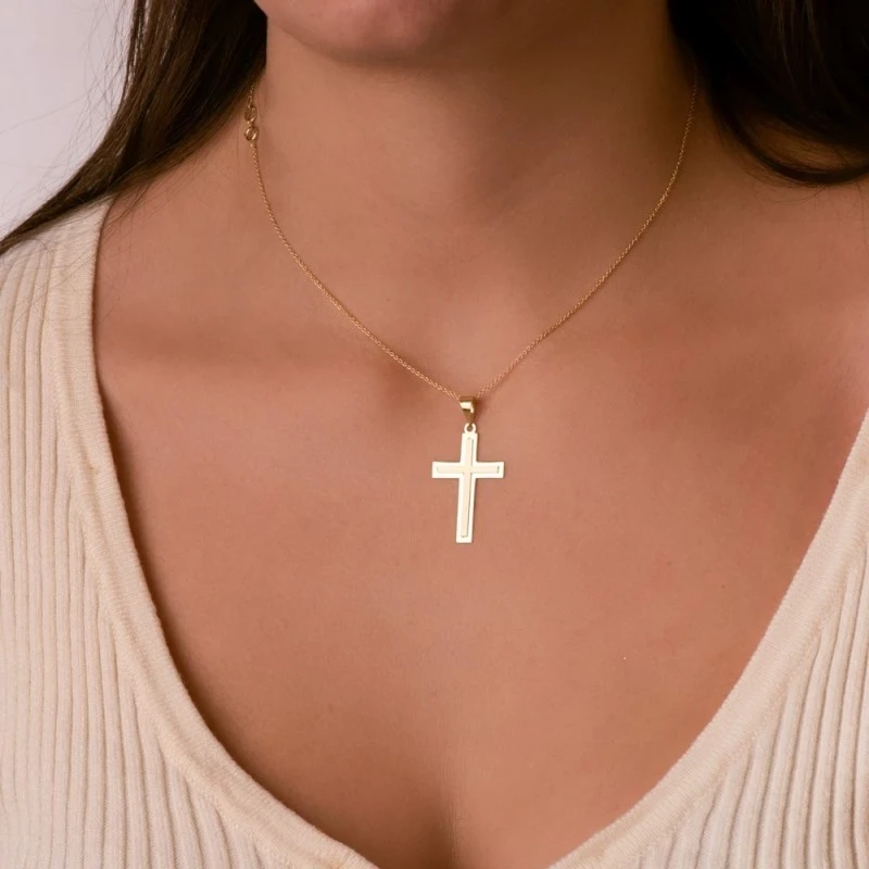 Cruz Oro 18k unisex 32 mm. cruz interior lisa brillo mate