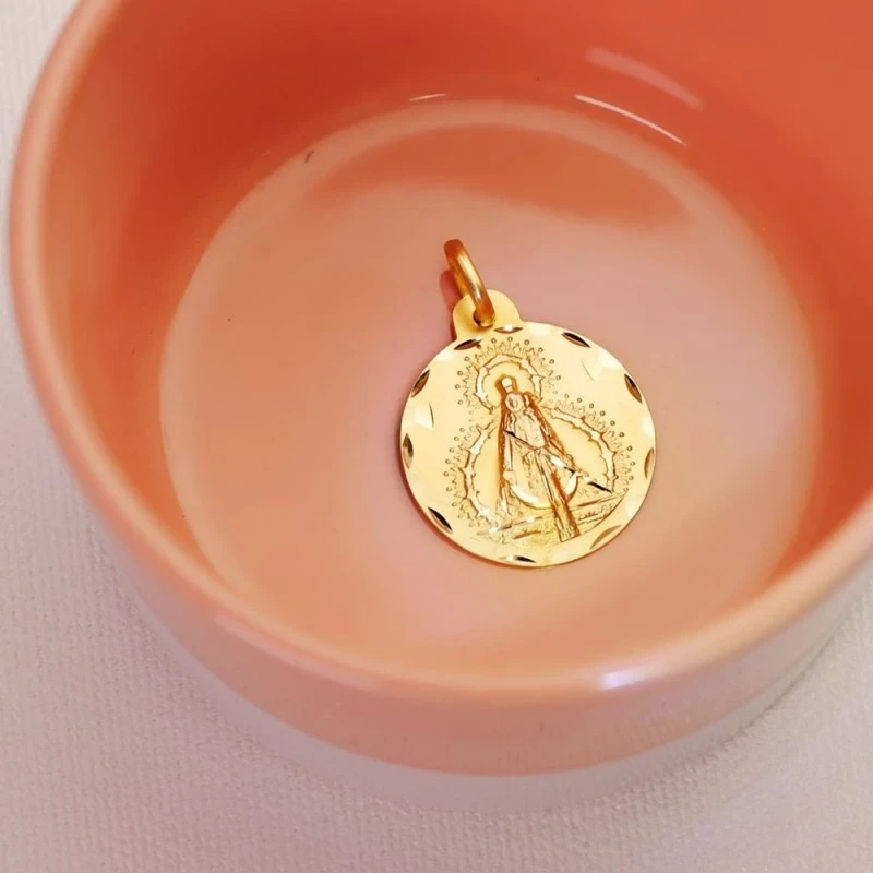 Virgen de la Cabeza Colgante Oro 18k medalla 22 mm. patrona Andújar r
