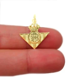 Real Betis Balompié escudo Oro 18k colgante macizo unisex 19 mm.  det