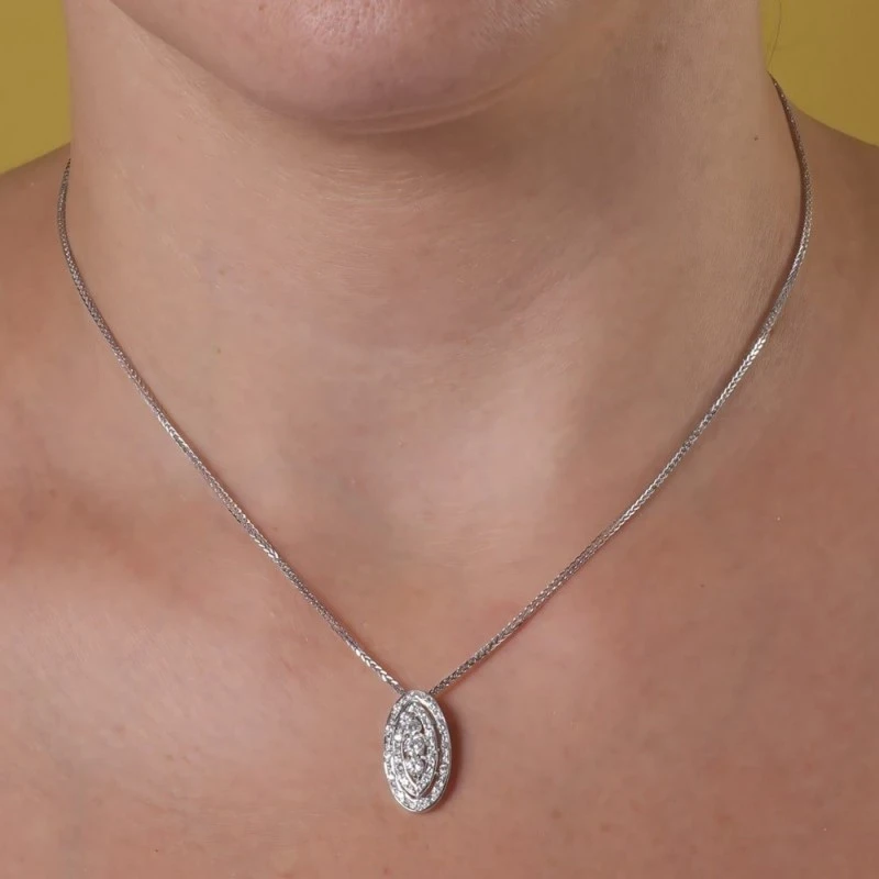 Gargantilla Oro Blanco 18k mujer 45cm. colgante ovalado circonitas 19