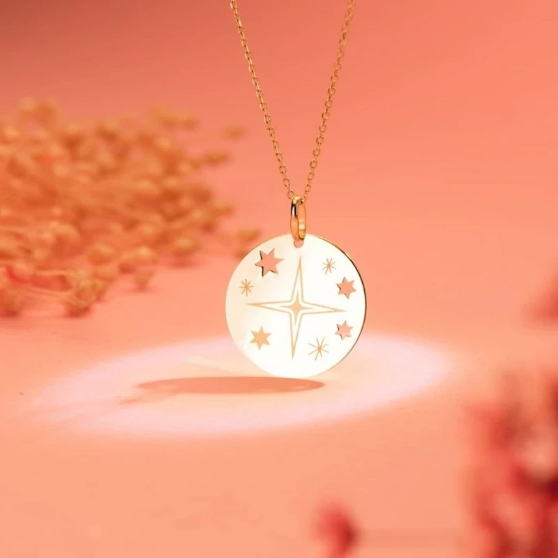Rosa de los Vientos Colgante Amuleto Oro 18k unisex 18 mm. brillo. Gr