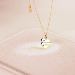 Colgante Oro 18k mujer 14 mm. corazón forma mensaje MAMAN JE T AIME