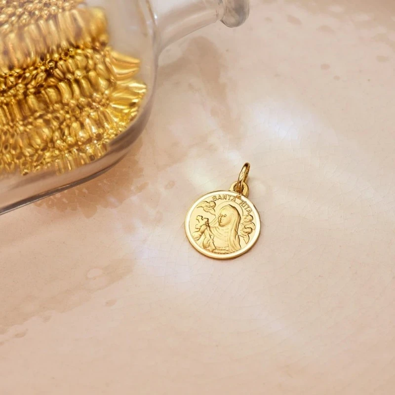 Santa Rita Medalla Oro 18k lisa 14 mm. bisel