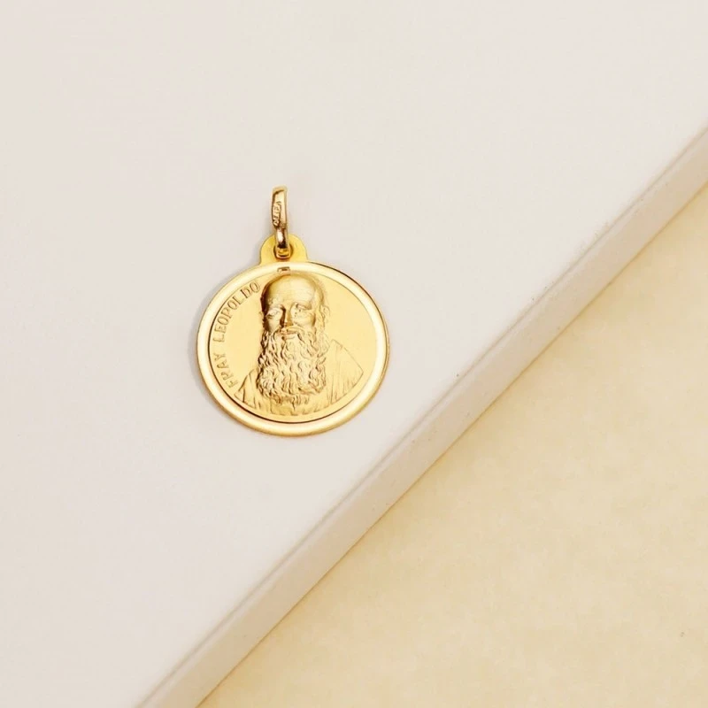 Fray Leopoldo Medalla Oro 18k lisa 18 mm. bisel. Grabación incluida e