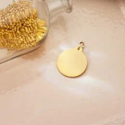 Sagrado Corazón de Jesús Medalla Oro 18k tallada 22 mm. cruzada. Grab