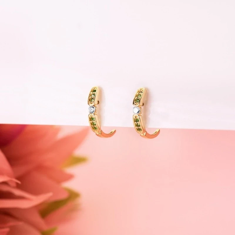 Pendientes Oro 18k mujer 16 mm. medio aro circonitas verdes combinada