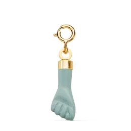 Mano Puño Higa Colgante Oro 18k amuleto 17 mm. color azul pastel