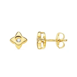 Pendientes Oro 18k niña 5.5 mm. forma estrella diamante centro 0.020c