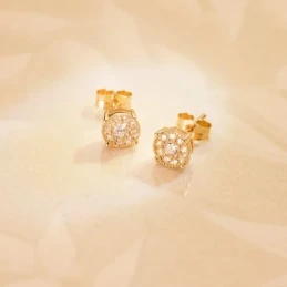 Pendientes Oro 18k chatón 6.5 mm. 10 diamantes