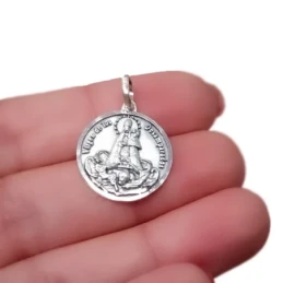 Virgen de los Desamparados Medalla Plata Ley 925m maciza 18 mm.. Grab