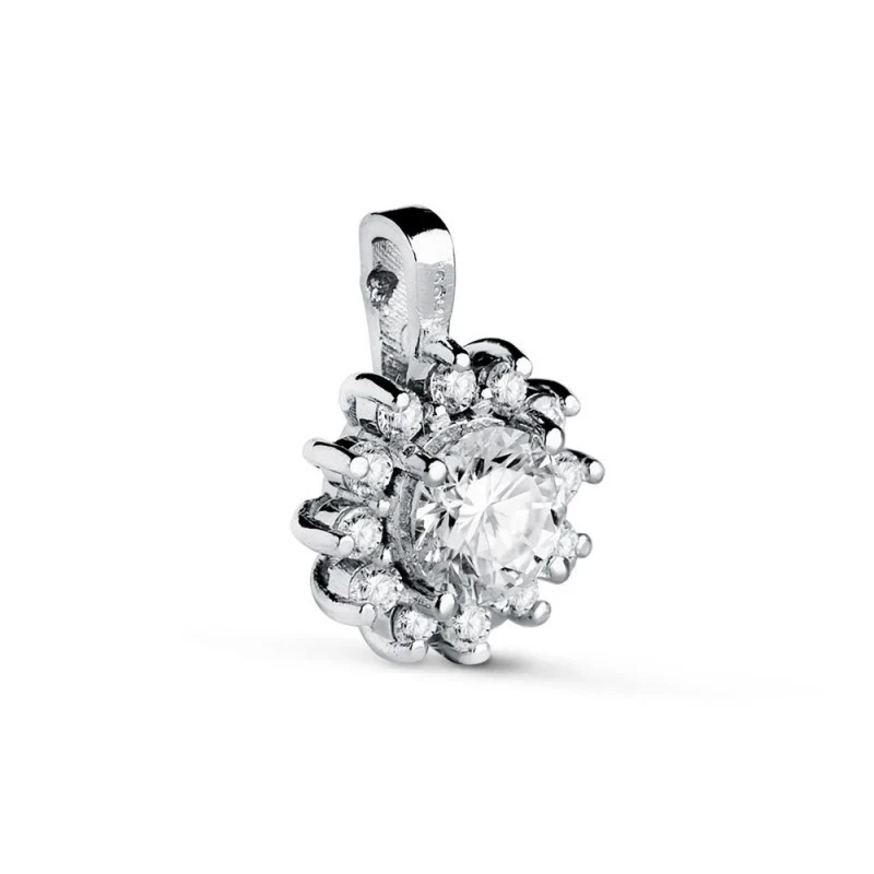 Colgante Oro Blanco 18k mujer 13 mm. cuajo 13 diamantes 0.670ct.