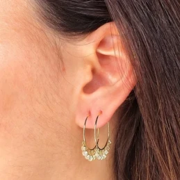 Aros Pendientes en Oro de 18k en 20 mm. con cinco circonitas colgante