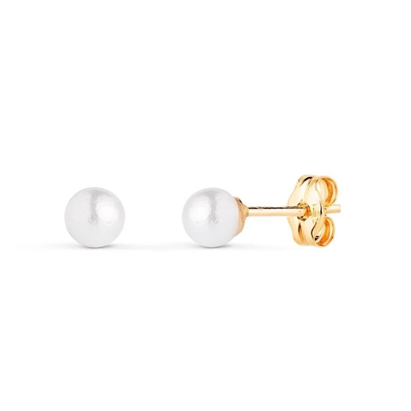 Pendientes en Oro de 18k con perla de 4 mm.