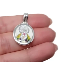 Colgante plata ley 925m 20mm. Virgen Macarena esmaltado [AA8182]