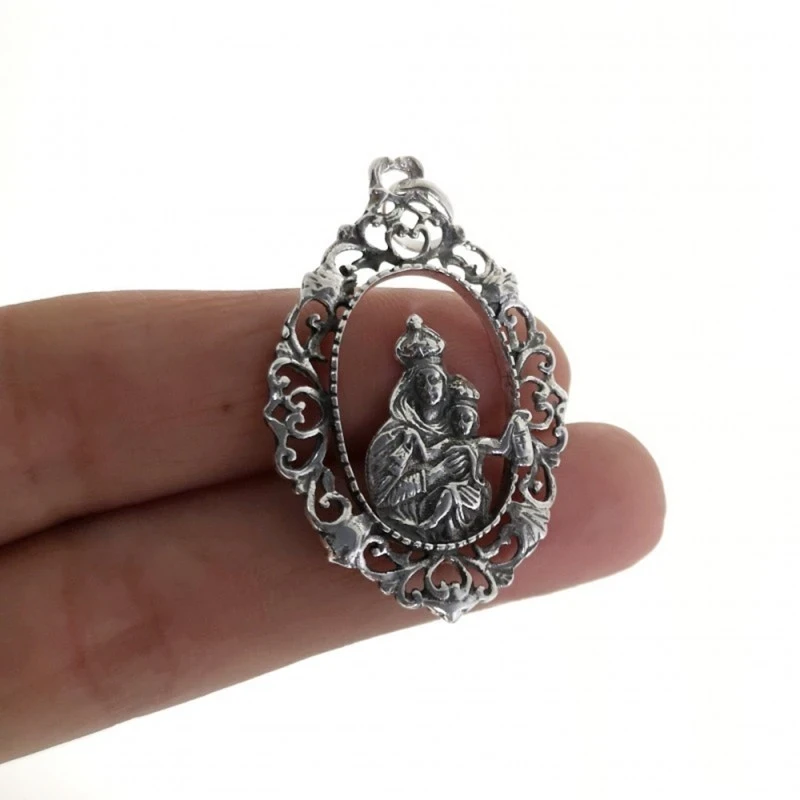 Medalla colgante plata ley 925m 35mm. Virgen Carmen [AA8128]
