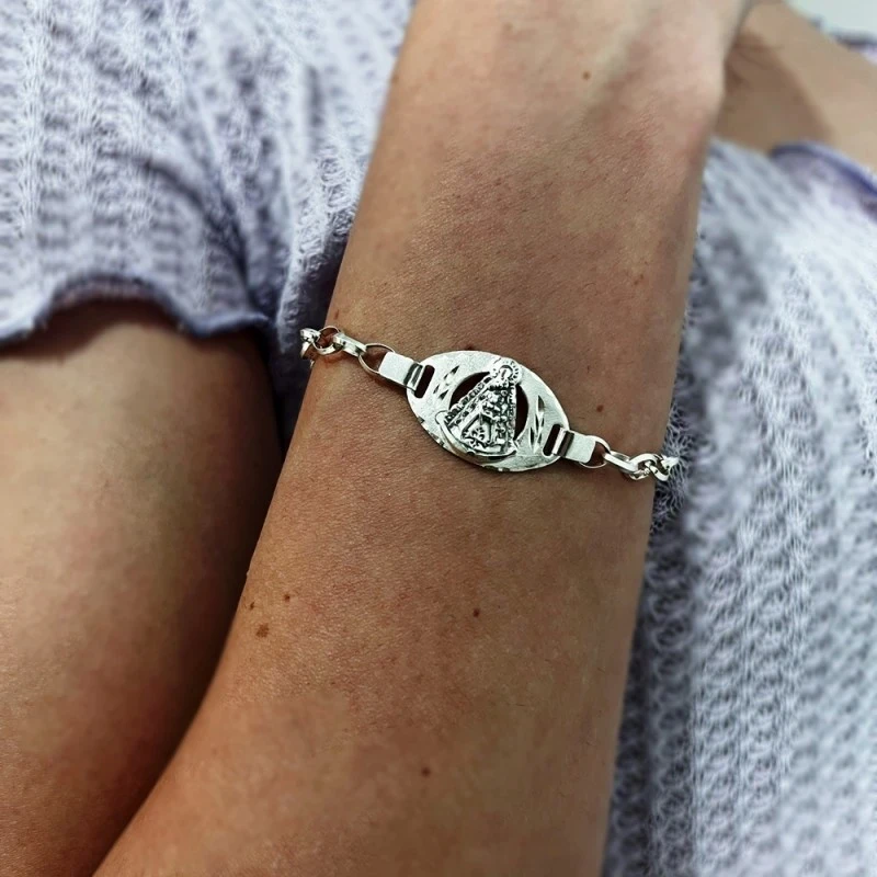 Pulsera plata Ley 925m Virgen del Rocío 18.5cm. chapa calada borde tallado cadena rolo oval maciza