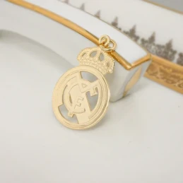 Real Madrid CF Colgante Plata Ley 925m macizo de 30 mm. chapado oro.