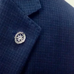 Insignia Profesional de Podólogo 18 mm. Plata de Ley 925m macizo escu
