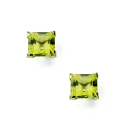 Pendientes en Oro 9k de 5 mm. piedra olivina natural de 1.42ct. par c