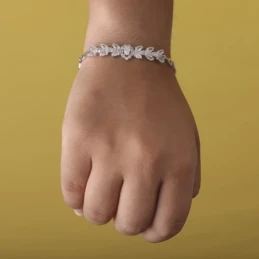 Pulsera oro blanco 18k mujer 18.5 cm. circonitas forma pera combinada