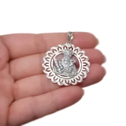 Virgen de la Cabeza Medalla Religiosa en Plata de Ley 925m maciza de