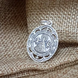 Virgen del Pilar Medalla Plata Ley 925m maciza 29 mm. ovalada. Grabac