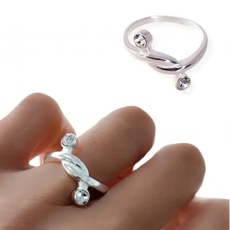 Sortija plata Ley 925m mujer forma enlazada cabeza lisa detalle chato