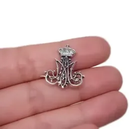 Escudo Anagrama Mariano M de María Alfiler en Plata de Ley 925m maciz