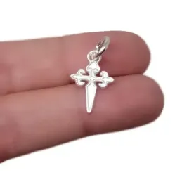 Cruz de Santiago Colgante en Plata de Ley 925m macizo de 19 mm. disti