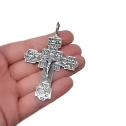 Cruz de la Pasión Colgante de Latón con 69 mm. representación Viacruc