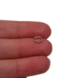 Fornitura oro 18k llaverillo 5mm. [7241]