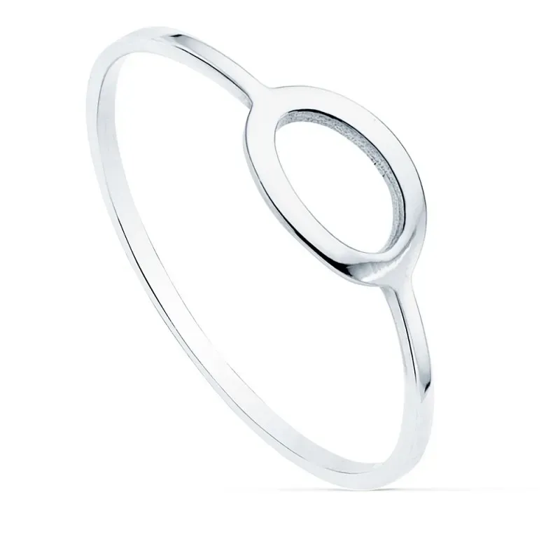 Sortija oro blanco 18k lisa motivo oval 8x5mm. ancho 1mm. mujer