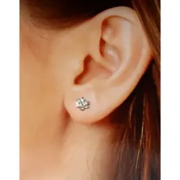 Pendientes plata Ley 925m flor relieve 7mm. formas cierre presión
