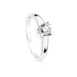 Solitario oro blanco 18k liso centro diamante 0.300ct. brillante garras