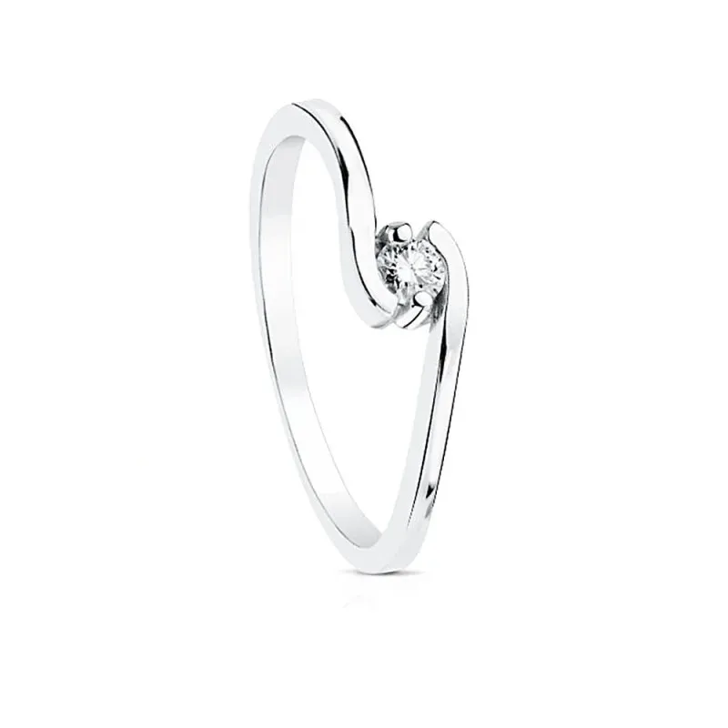 Solitario oro blanco 18k liso centro diamante 0.100ct. brillante detalle banda forma