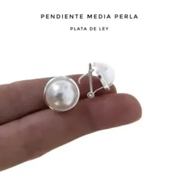 Pendientes plata Ley 925m media perla 12mm. filo liso cierre omega