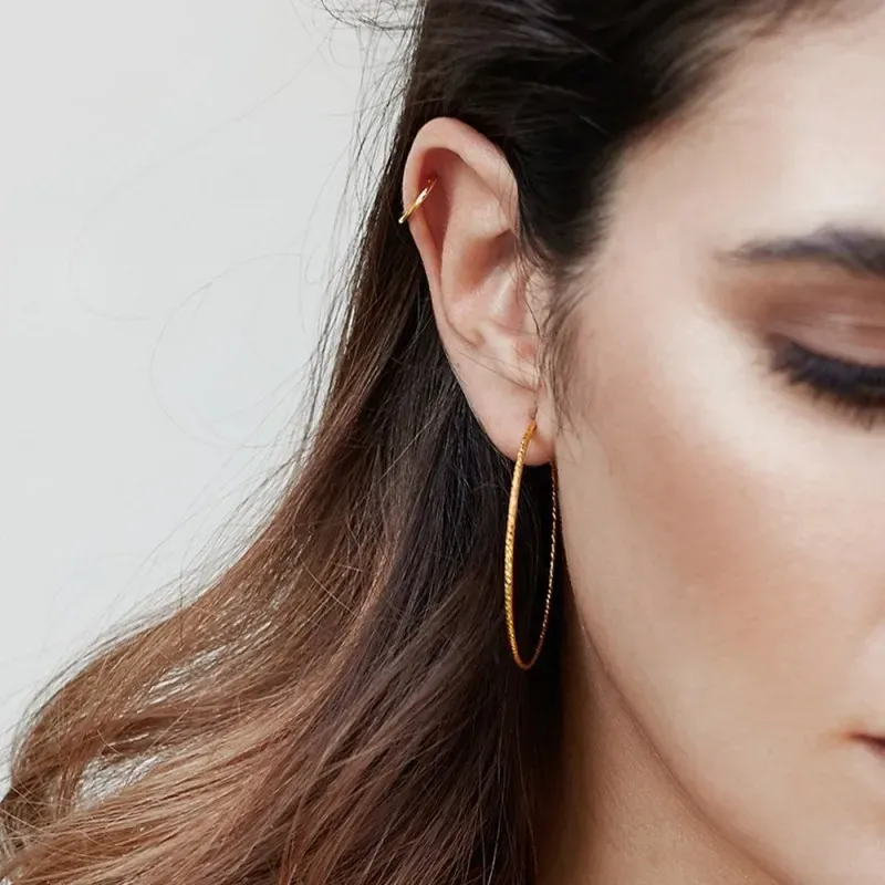 Pendientes oro 18k aros mujer 40 mm. diamantados cierre aro