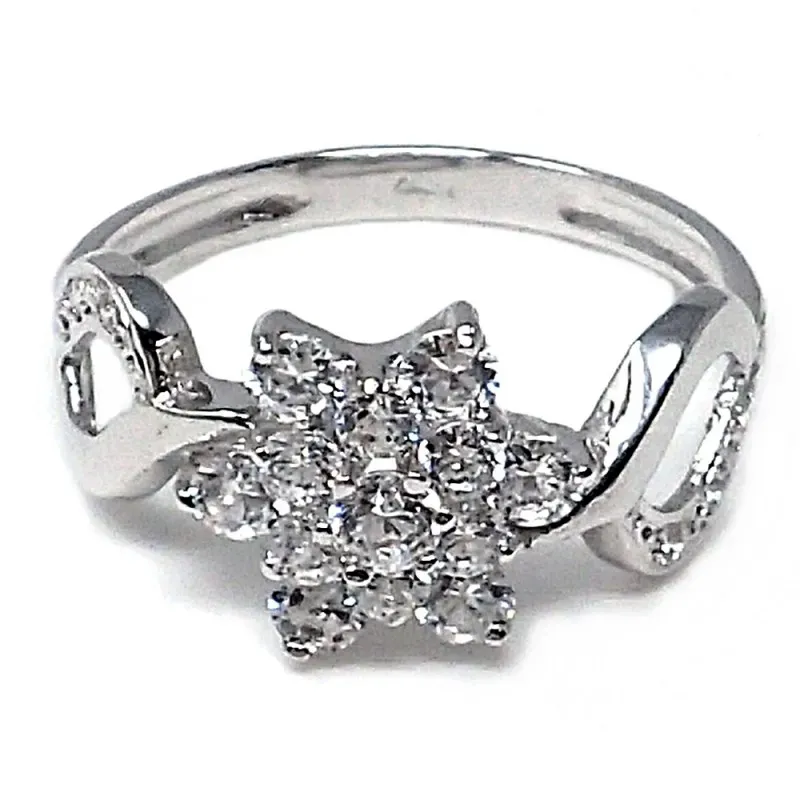 Sortija oro blanco 18k motivo flor circonitas [AB4581]