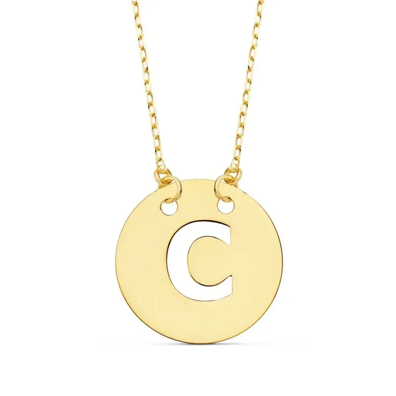 Gargantilla oro 18k cadena 42cm. forzada colgante letra C chapa 15mm. calada