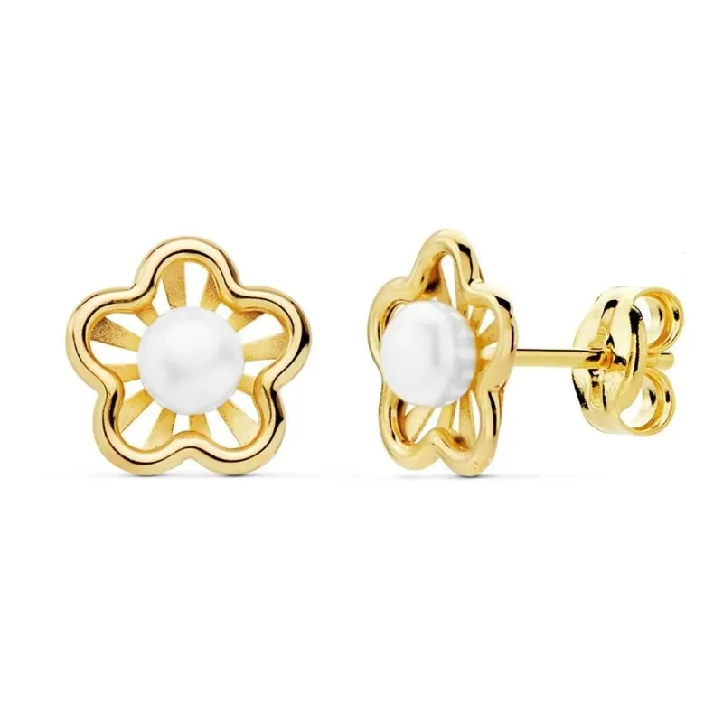 Pendientes oro 18k niña 8mm. detalle flor centro perla 3mm. bandas lisas calada cierre presión