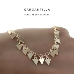 Gargantilla plata Ley 925m chapada oro cadena 40cm. detalle triángulos lisos colgando cierre reasa