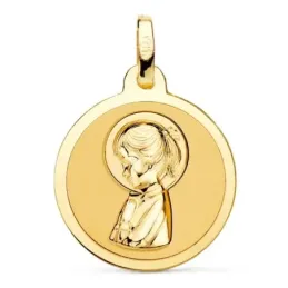Medalla oro 18k Virgen Niña 18mm. rezando relieve fondo liso redonda